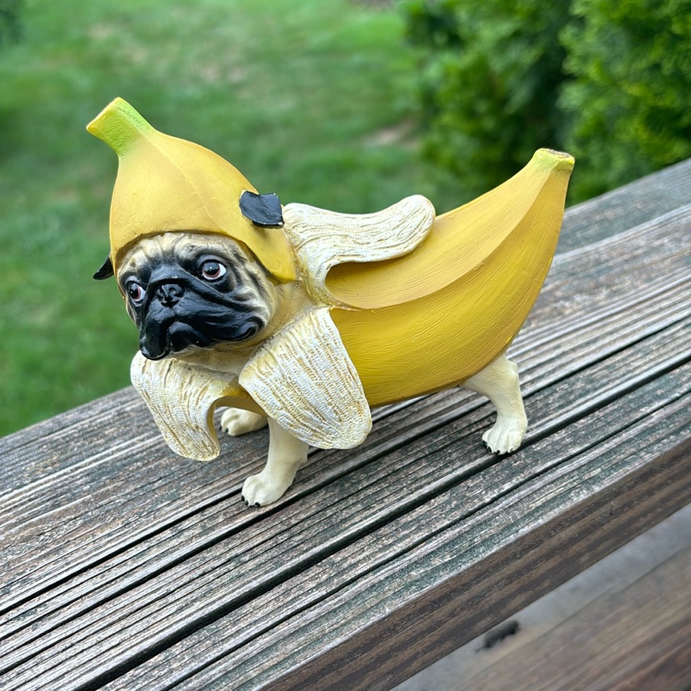 Banana Pug Figure (Pugnacious)‎ use
